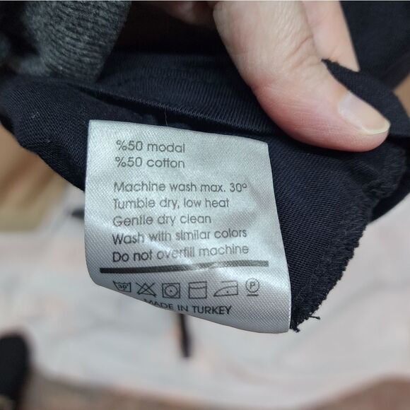 Sincerely Jules Black Grommet Lace Up Mini Shift Dress Size Small - Picture 9 of 9